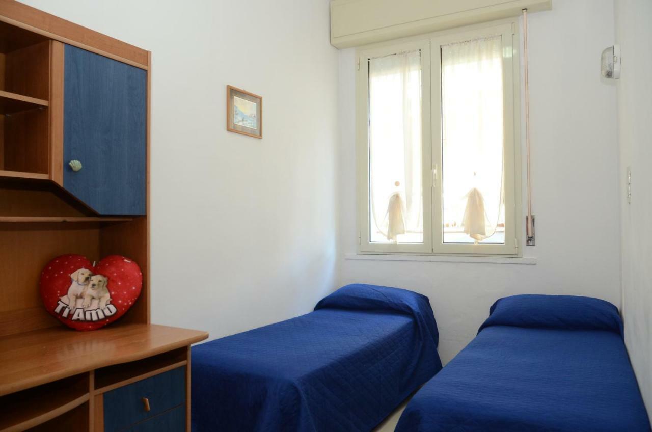 Residence Edera Rimini Bagian luar foto